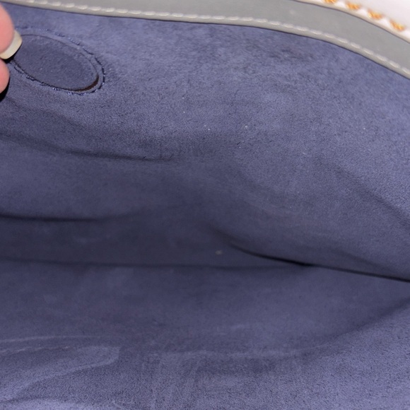 Coach laptop bag with snakeskin handles. - Picture 15 of 16